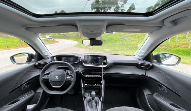 carros com airbags Peugeot 208